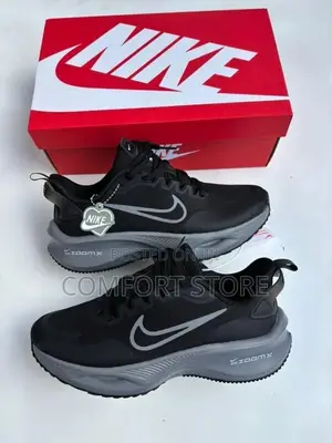 Original Nike in Black Color