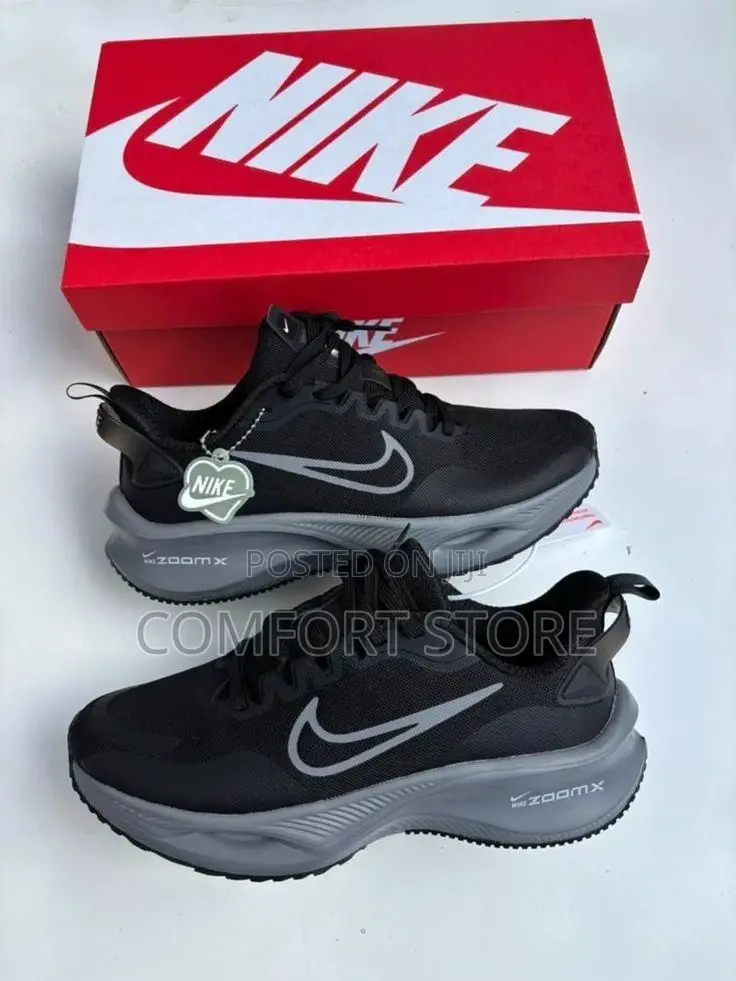 Original Nike in Black Color