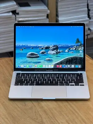 New Laptop Apple MacBook Pro 8GB Apple M1 SSD 256GB