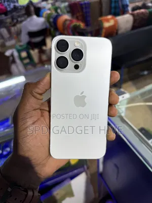 Apple iPhone 15 Pro Max 512 GB Silver