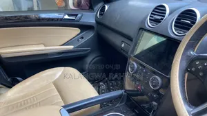 Mercedes-Benz M Class 2008 White