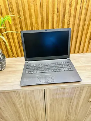 New Laptop Toshiba 4GB Intel Core i3 HDD 500GB
