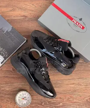 Unisex Black Sneakers