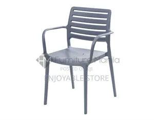 Monopolistic Plastic Chair Plastic Chair