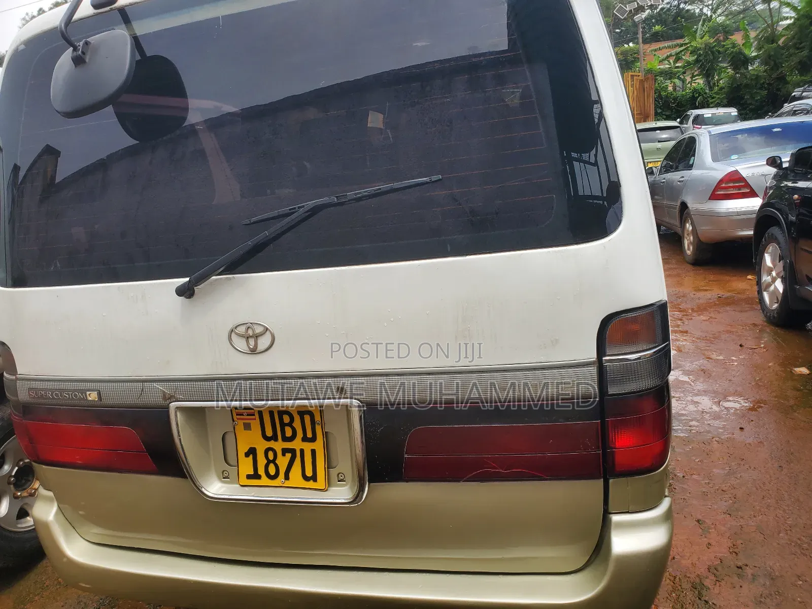 Toyota HiAce 2006 White