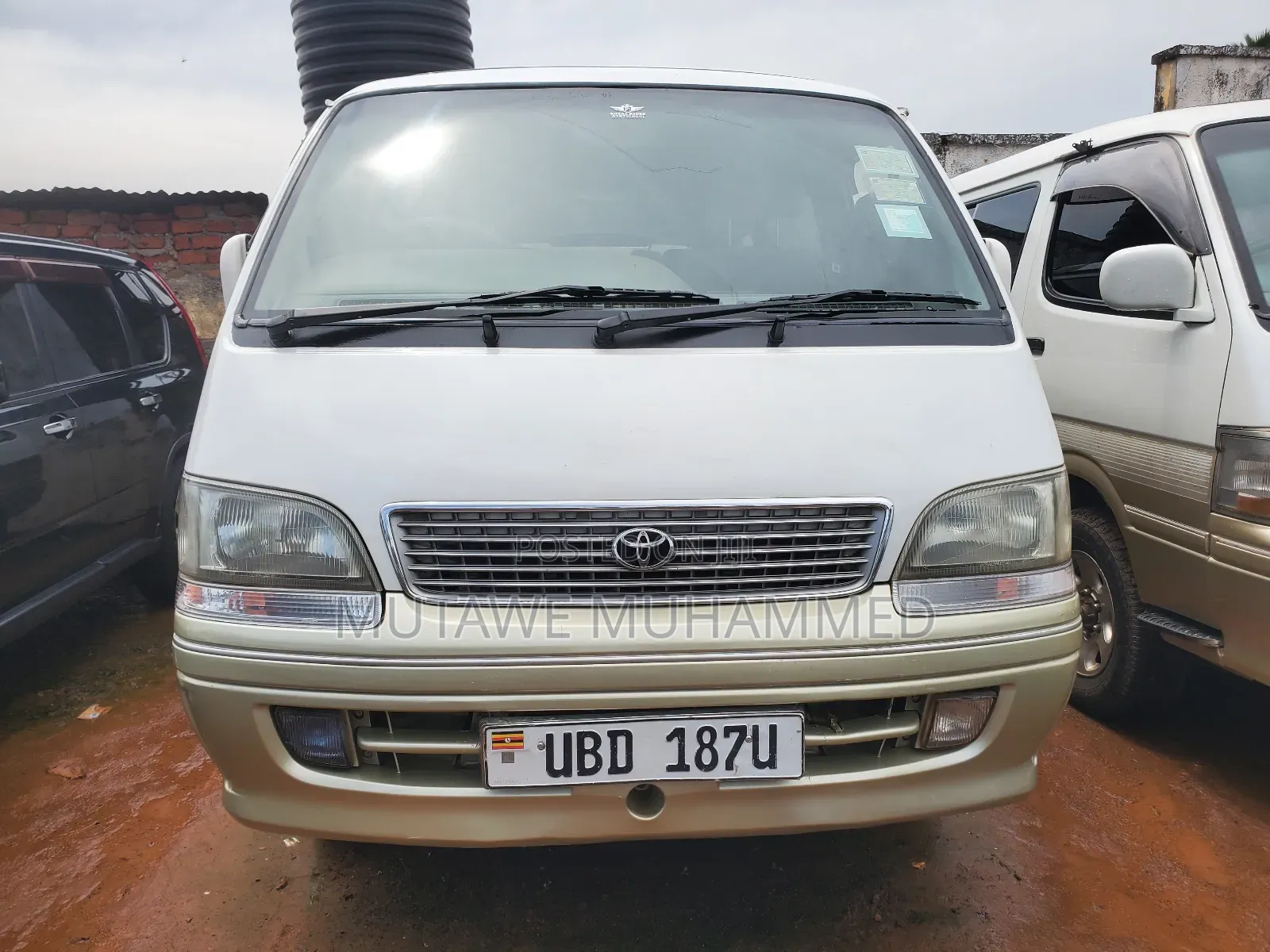 Toyota HiAce 2006 White