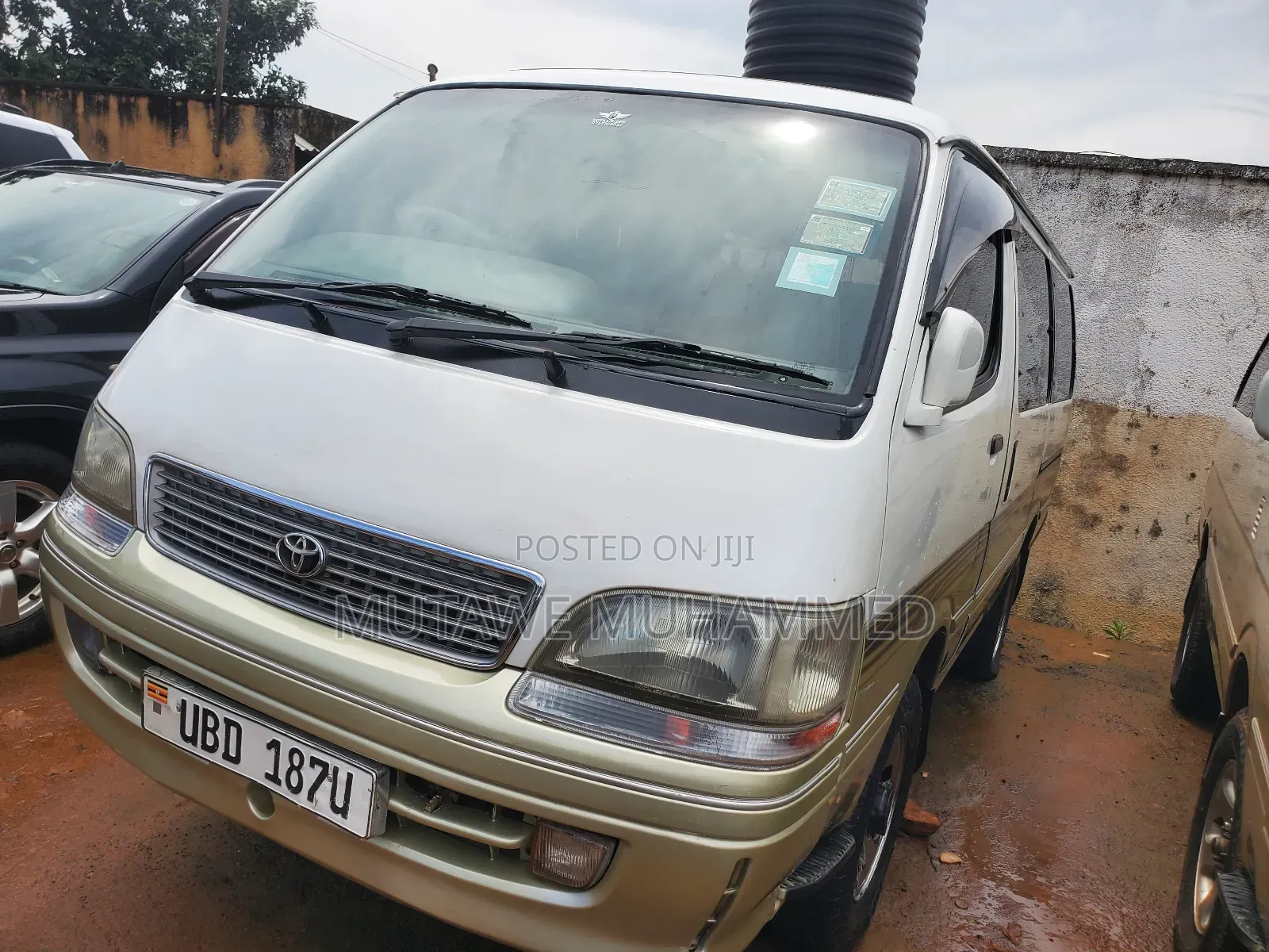 Toyota HiAce 2006 White