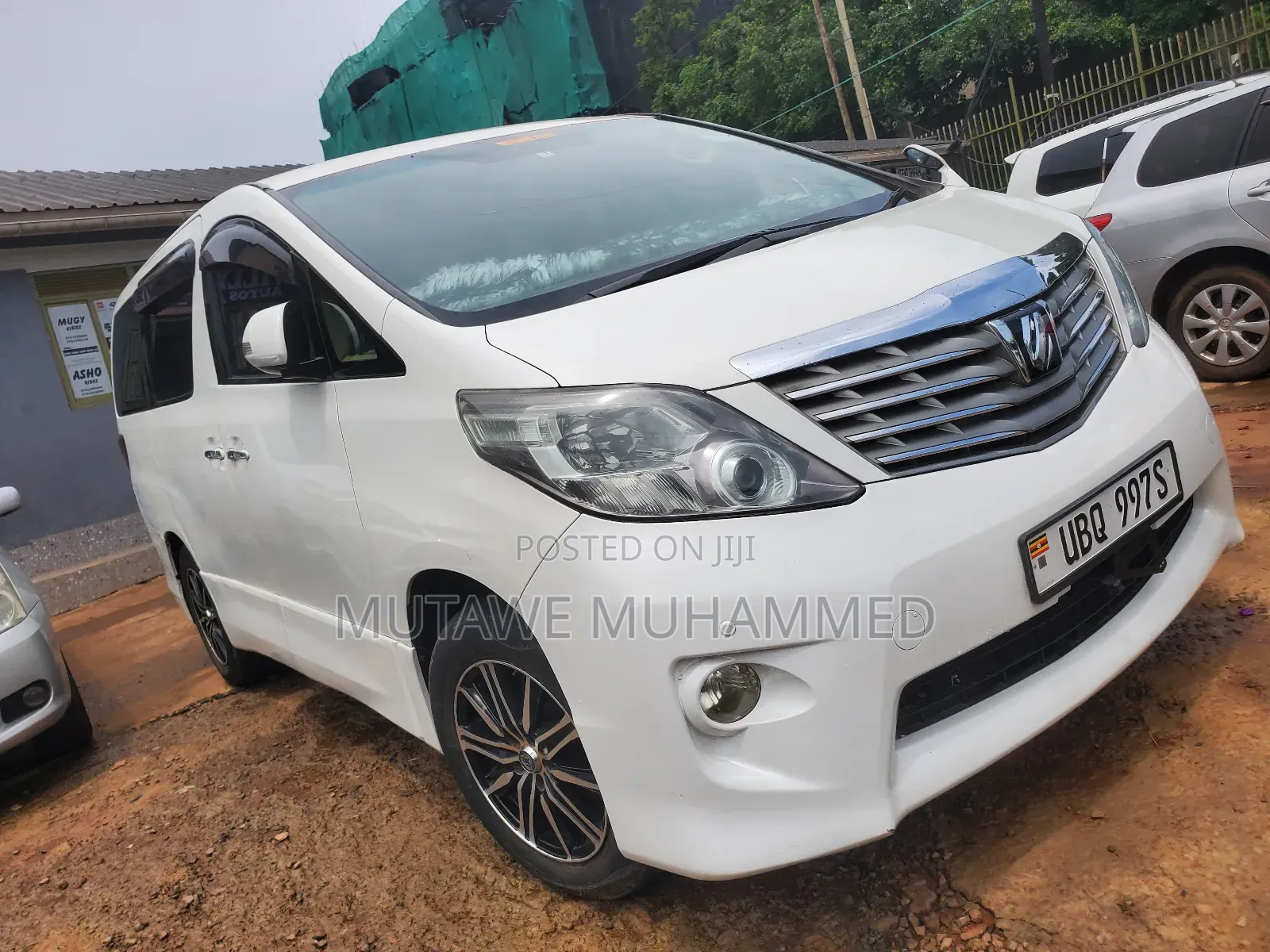 Toyota Alphard 2010 White