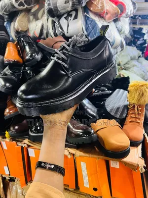 Clean Boys Classic Shoes