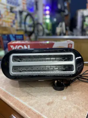 Von Toaster 4 Slices 1400w
