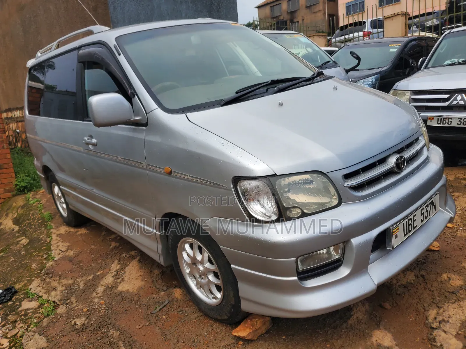 Toyota Noah 2006 Silver