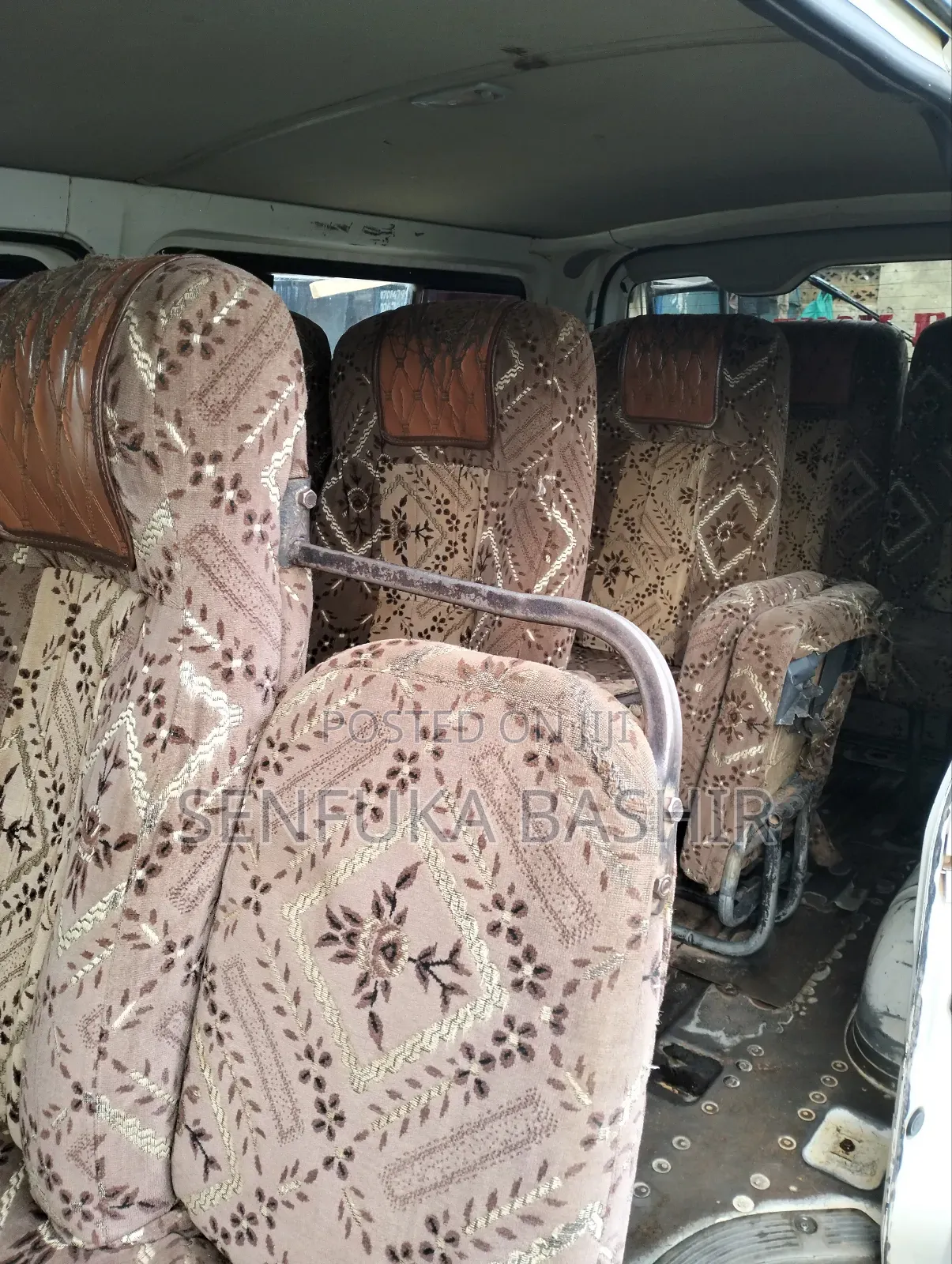 Toyota HiAce 2009 White