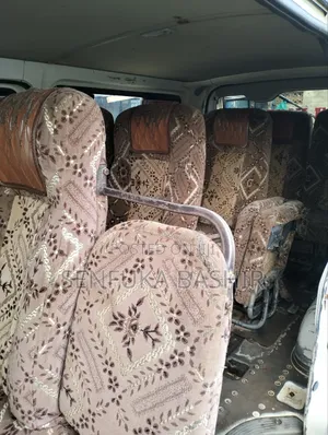 Toyota HiAce 2009 White
