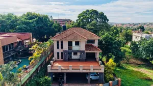5bdrm Townhouse/Terrace in Kabira, Nakawa for sale