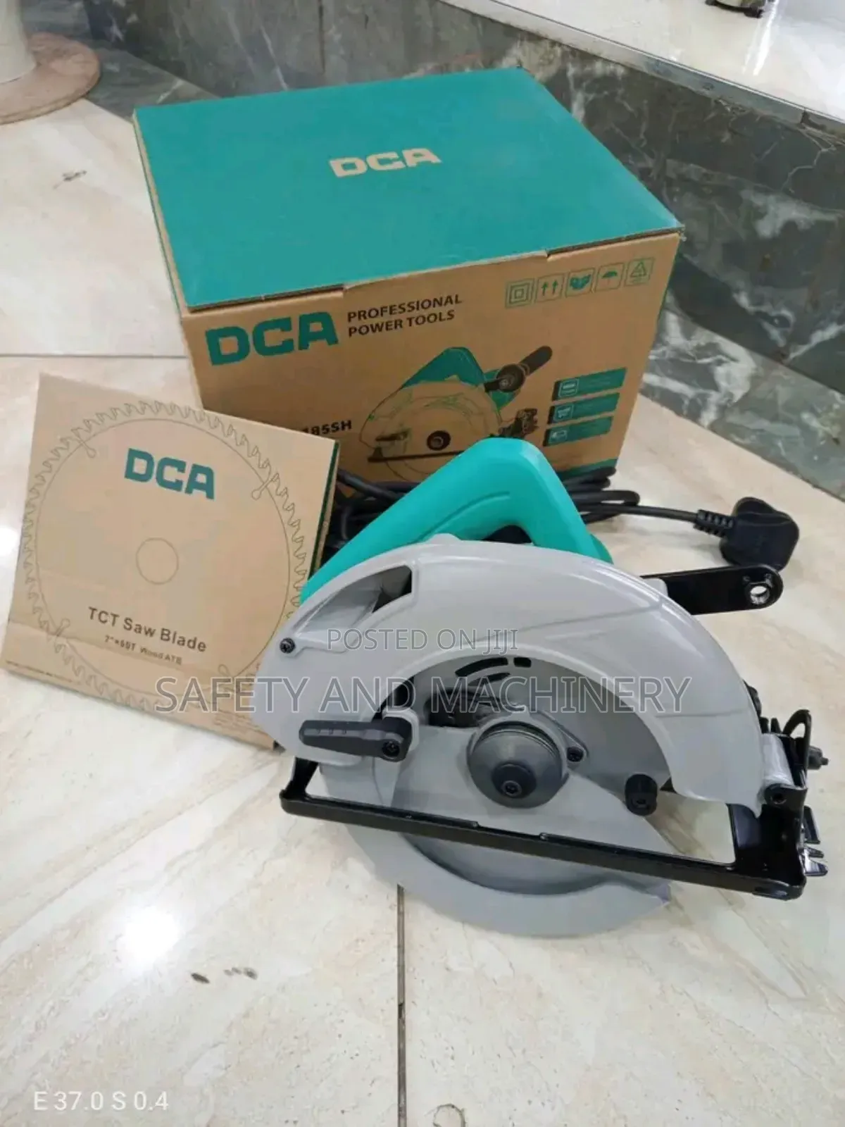 Dca Electric Circular Saw 7 With Blade
