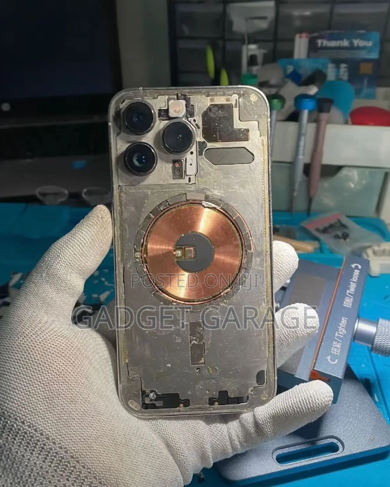 iPhone and Samsung Backglass Replacements