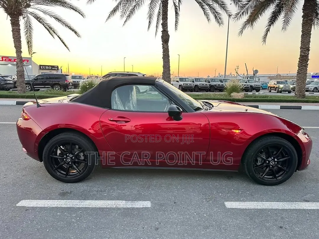 Mazda MX-5 2019 Red