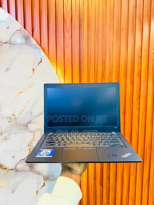 Laptop Lenovo ThinkPad X280 16GB Intel Core i7 SSD 256GB