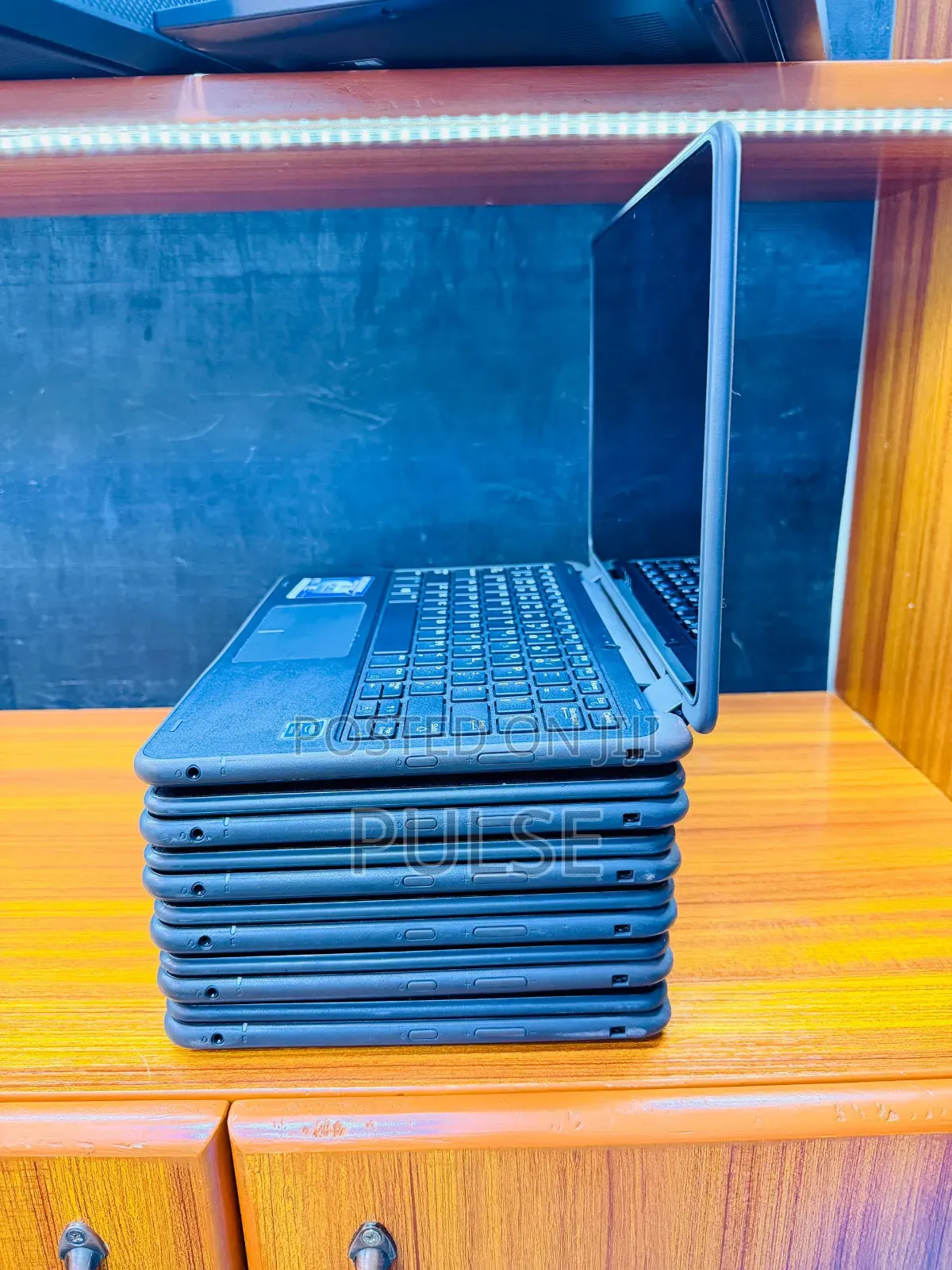Laptop Dell Latitude 11 3190 4GB Intel Celeron SSD 128GB