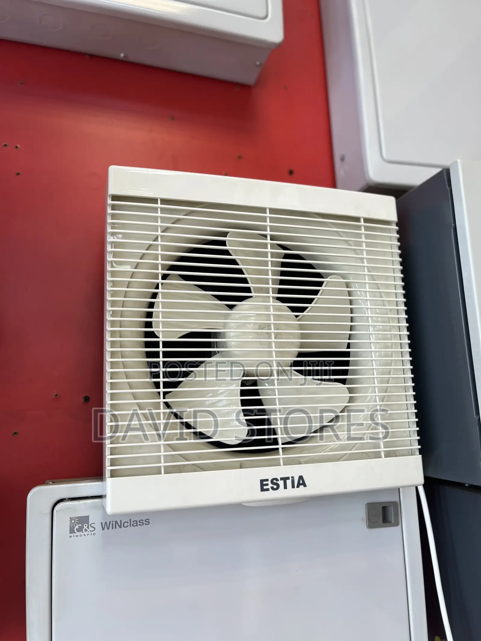 Estia 8′′ Ventilation Fan – Compact, Powerful Quiet Airflow