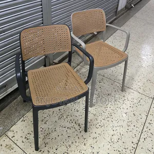Uratex Plastic Chairs Plastic Chairs Cafeteria Dining Hotels Garden