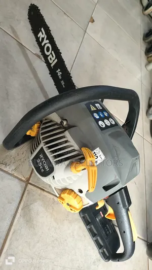 Uk Used Ryobi Rcs3535cb Petrol Chainsaw.
