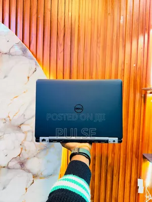 Laptop Dell Latitude E7470 8GB Intel Core i7 SSD 256GB