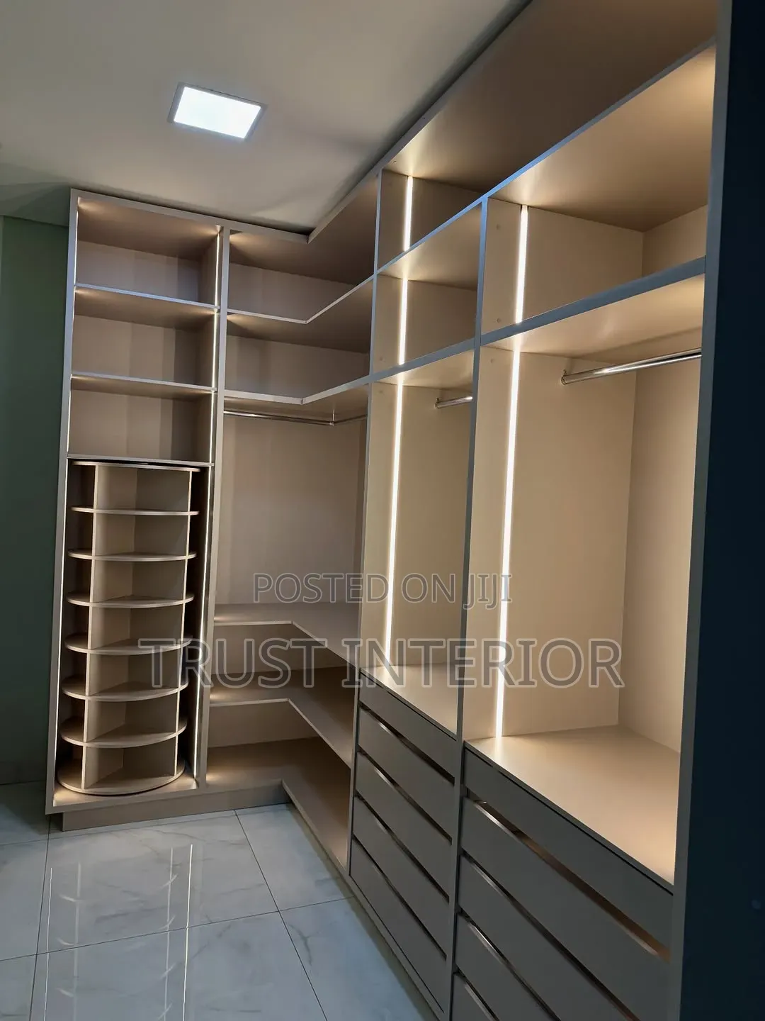 Closet Fitters 7640