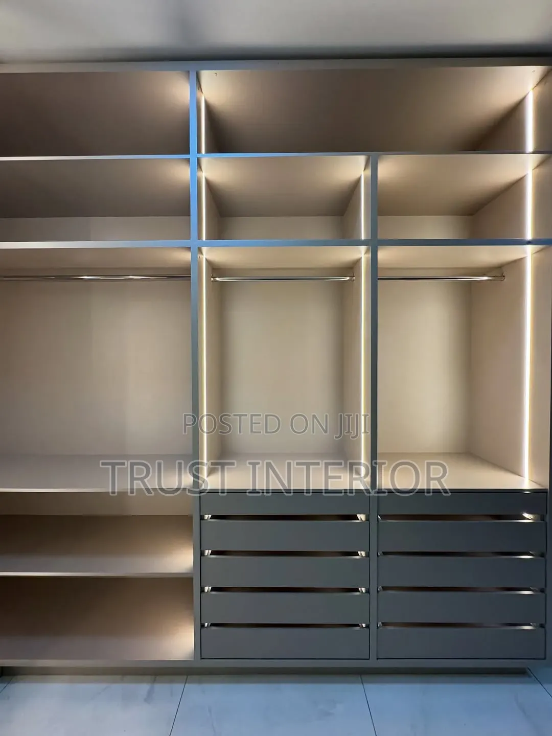 Closet Fitters 7640