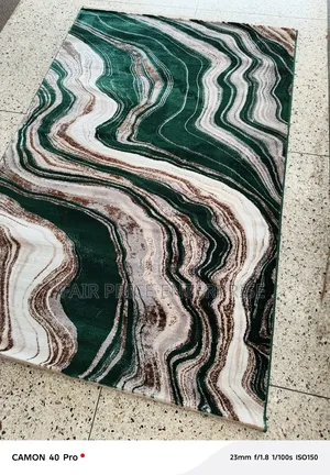 Quality Modern Center Carpet Rug. 2 Meter by 3 Meters