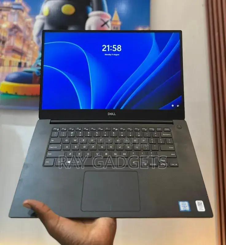 New Laptop Dell Precision 5540 16GB Intel Core i7 SSD 512GB