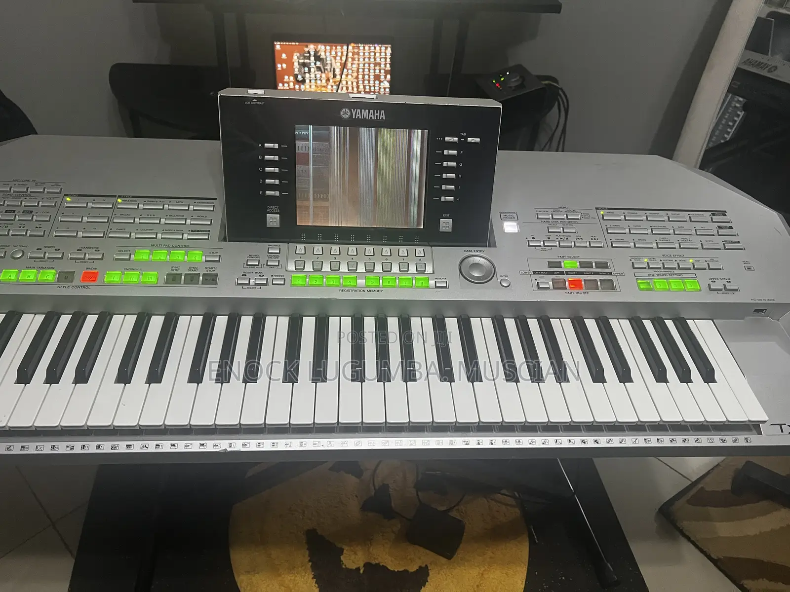 Tyros2 Yamaha Keyboard