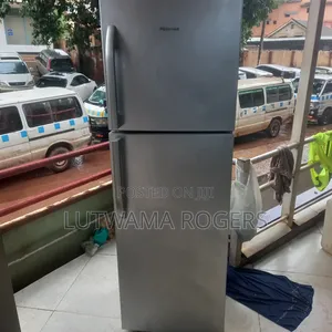 Hisense 328ltrs