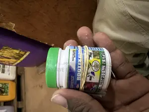 Rootex Rooting Hormone – Fast Root Growth for Cuttings