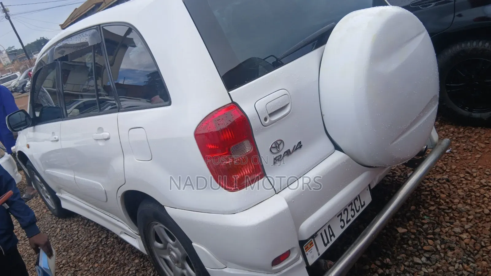 Toyota RAV4 2004 White