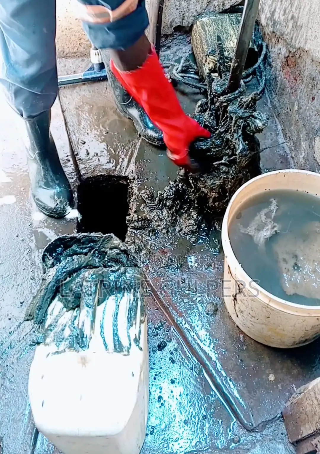Pit Latrine Gulper Emptying Technology