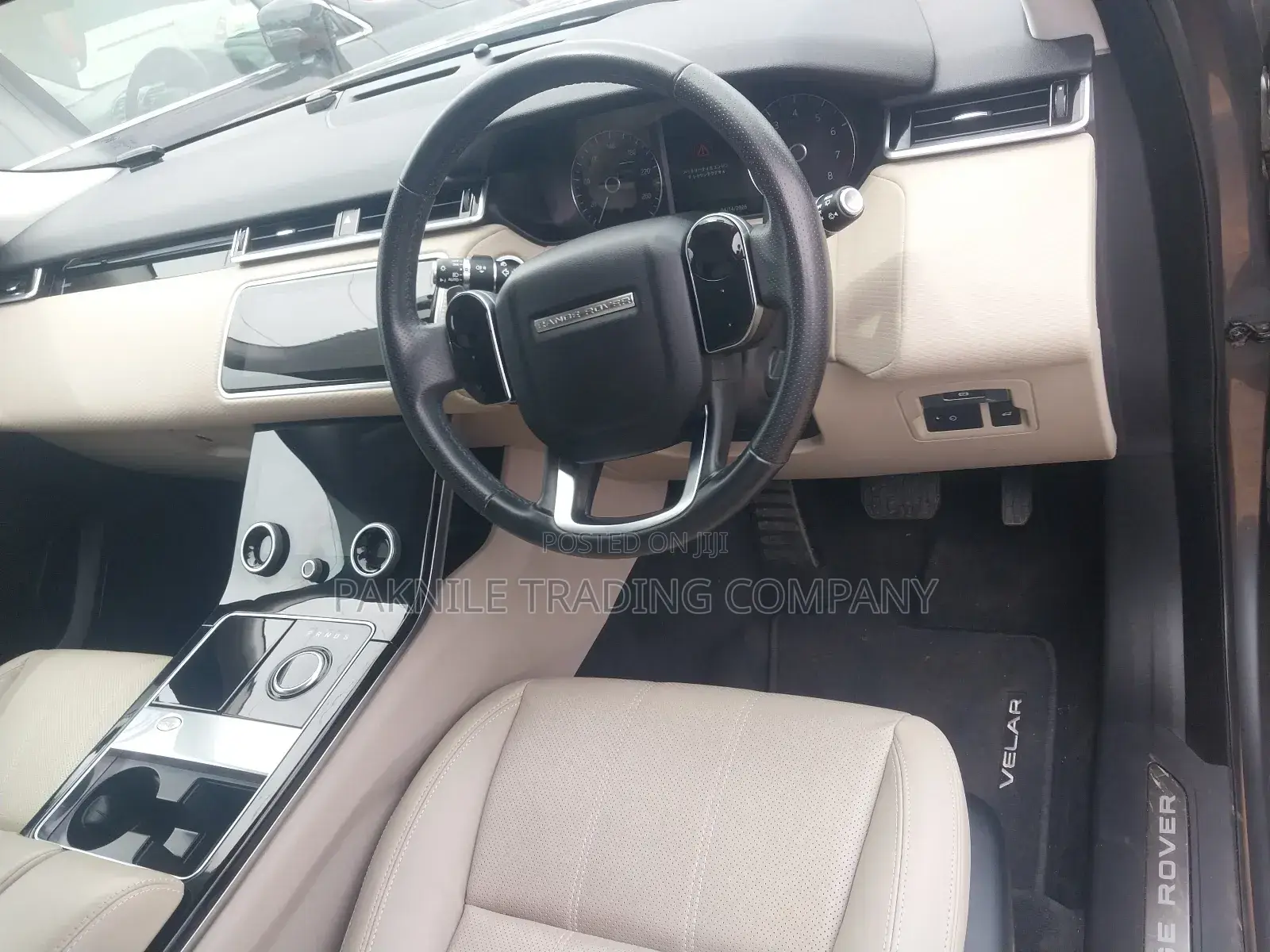 Rover 200 2019 Silver