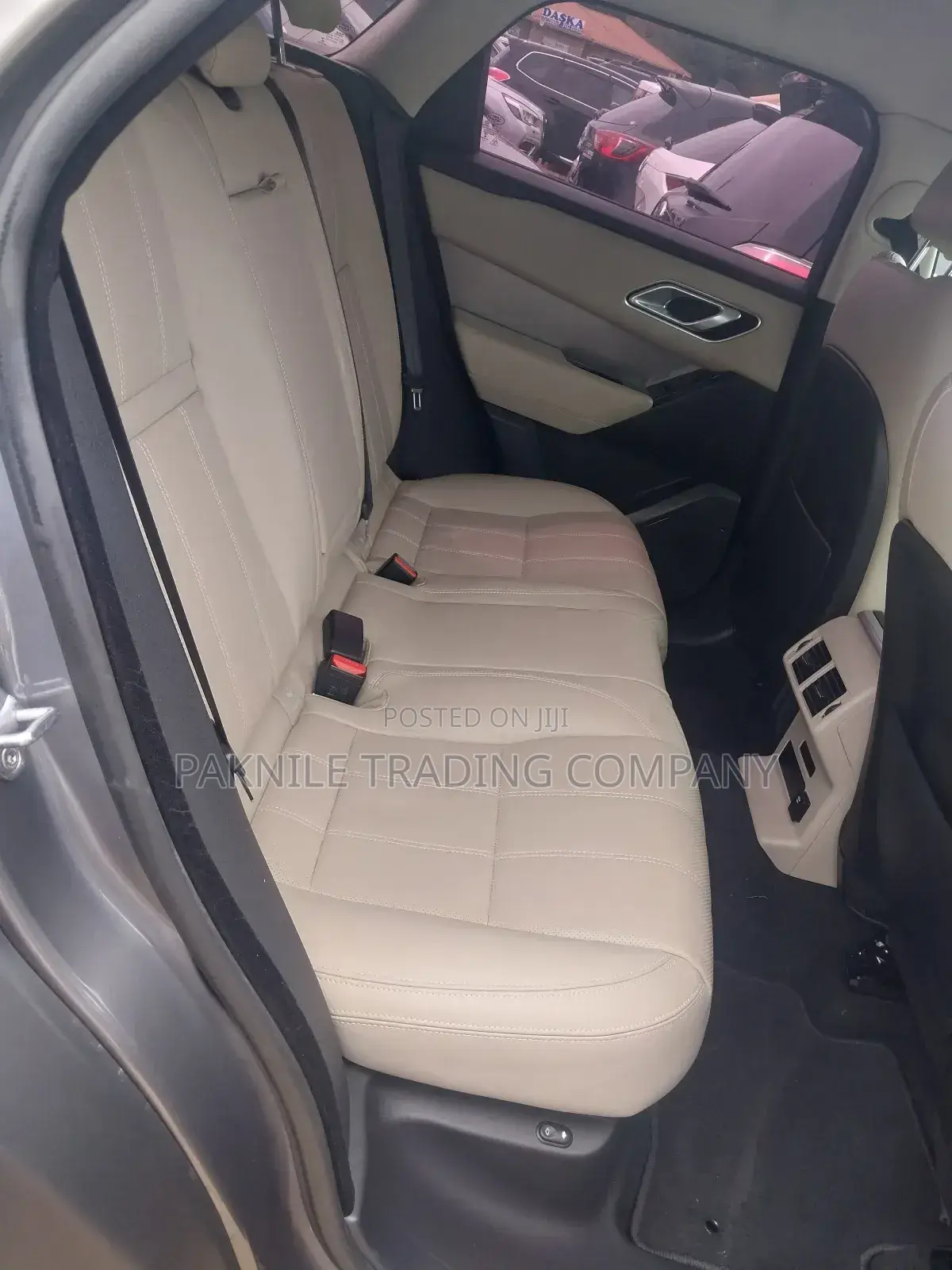Rover 200 2019 Silver