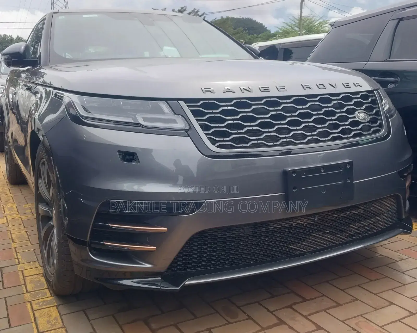 Rover 2000 2018 Silver
