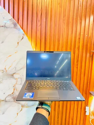 Laptop Dell Latitude 5300 8GB Intel Core i5 SSD 256GB