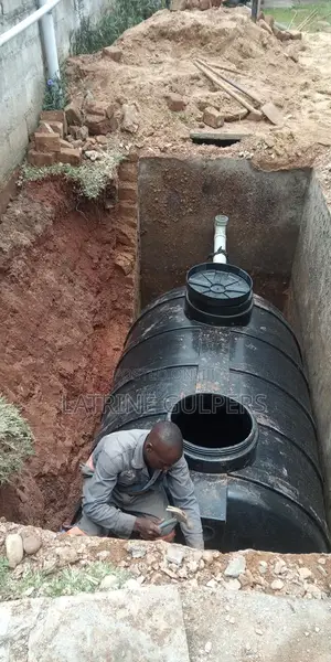 Plastic Septic Tank Installation