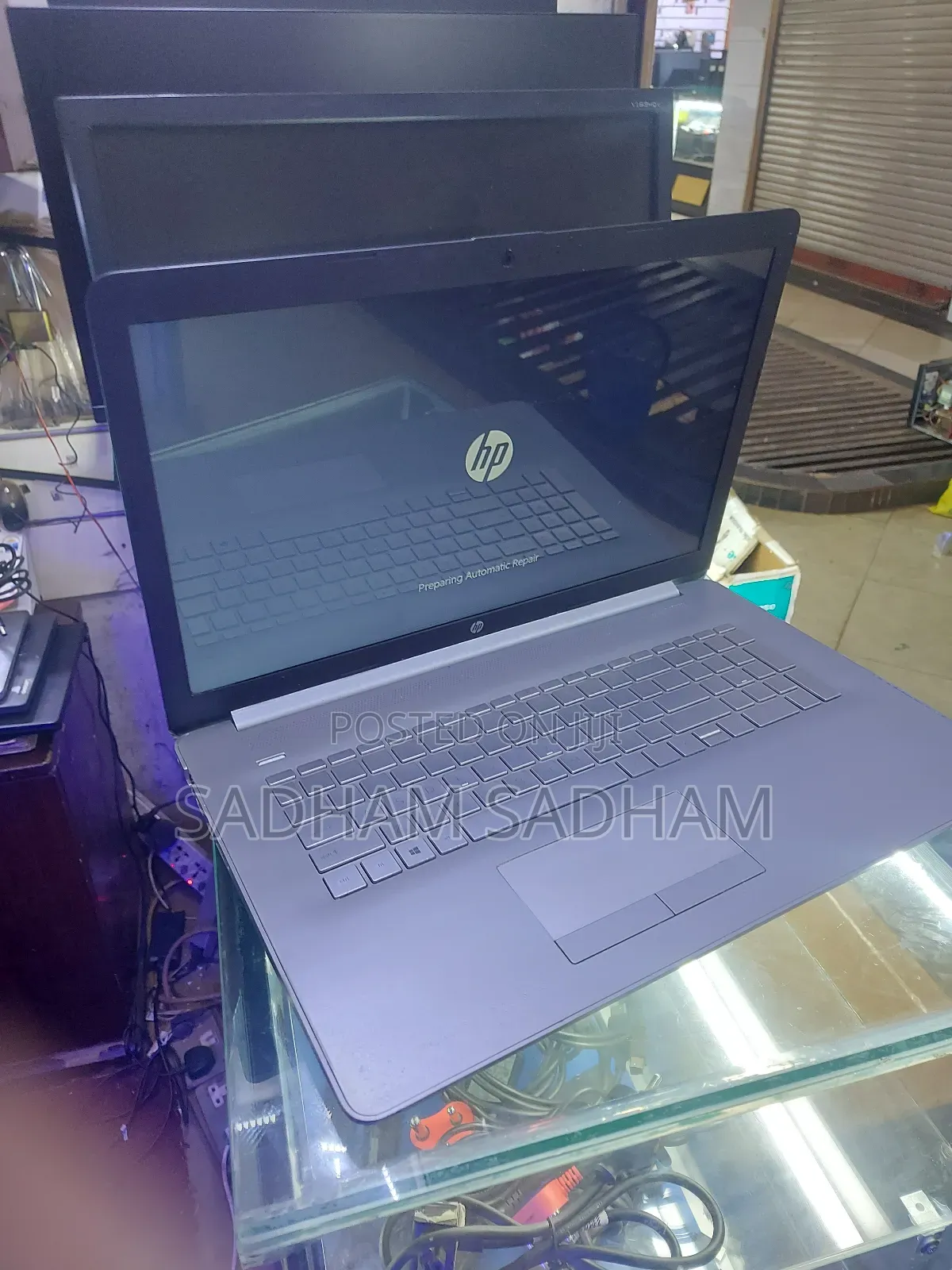 Laptop HP 17-3000 8GB Intel Core i3 SSD 256GB