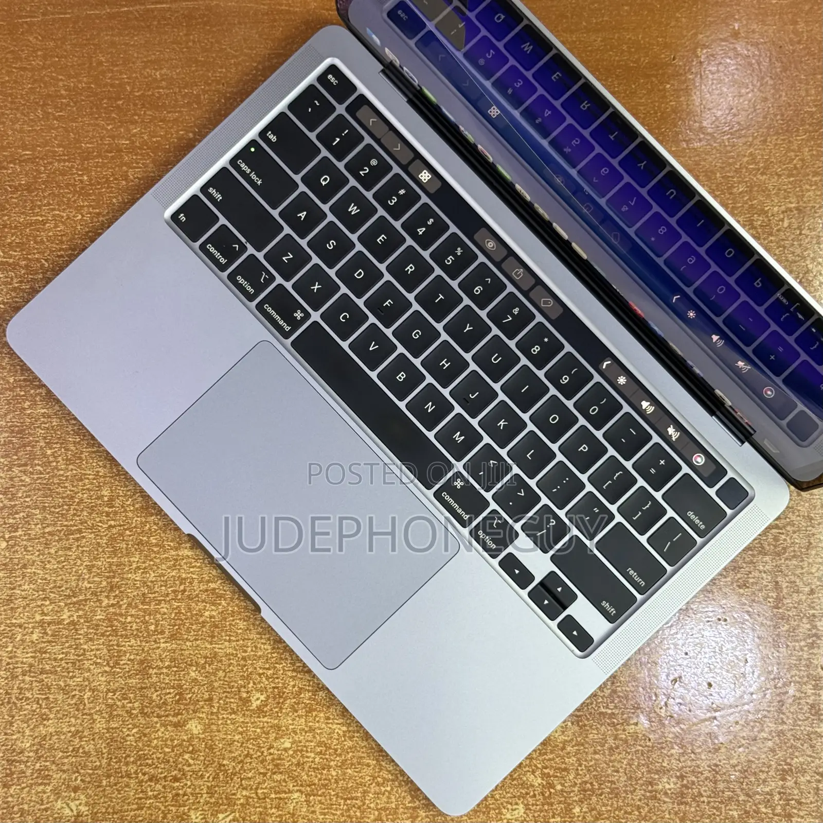 Laptop Apple MacBook Pro 2020 M1 16GB Apple M1 SSD 1T