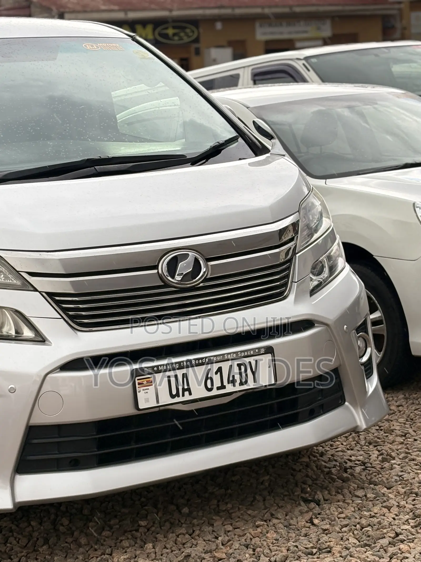 Toyota Vellfire 2012 Silver