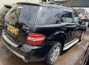Mercedes-Benz M Class 2010 Black