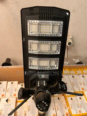 450w Bydwall Solar Street Light With 3 Lense Camera