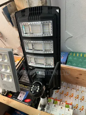 450w Solax Power Solar Street Light With Single Lense Camera