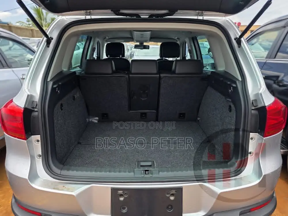 Volkswagen Tiguan 2012 Silver