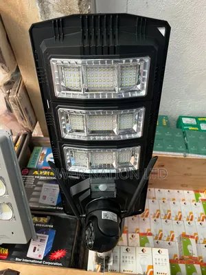 450w Bydwall Solar Street Light With Single Lense Camera