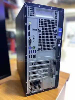 Desktop Computer Dell Optiplex 7090 8GB Intel Core i7 SSD 1T